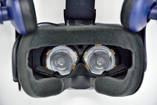 Innenansicht des Head-Mounted-Displays HTC Vive Pro.